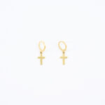 Gouden kruisje hanger oorbellen
