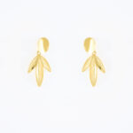 Gouden oorbellen met blaadjes