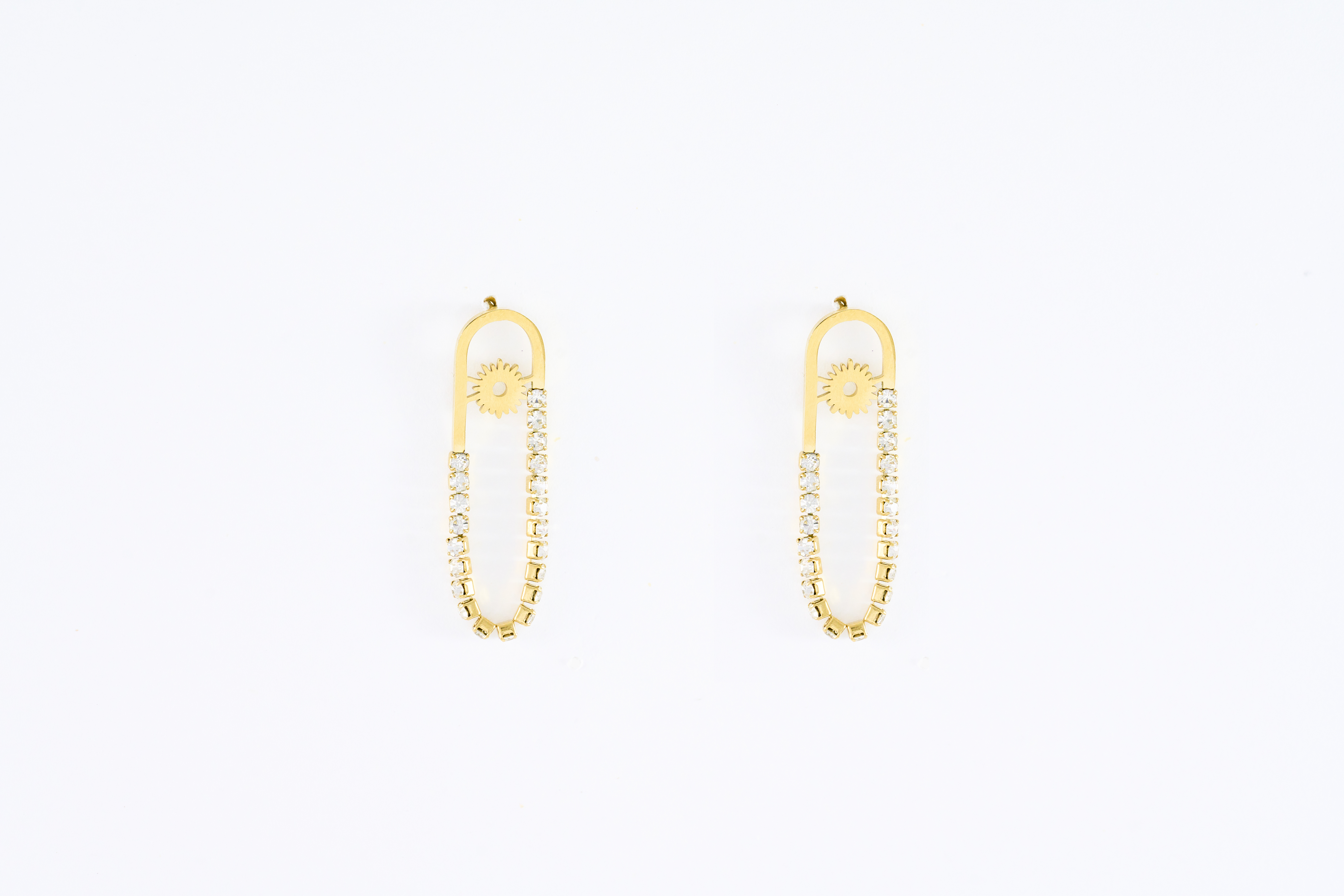 Gouden oorbellen met paperclipvorm